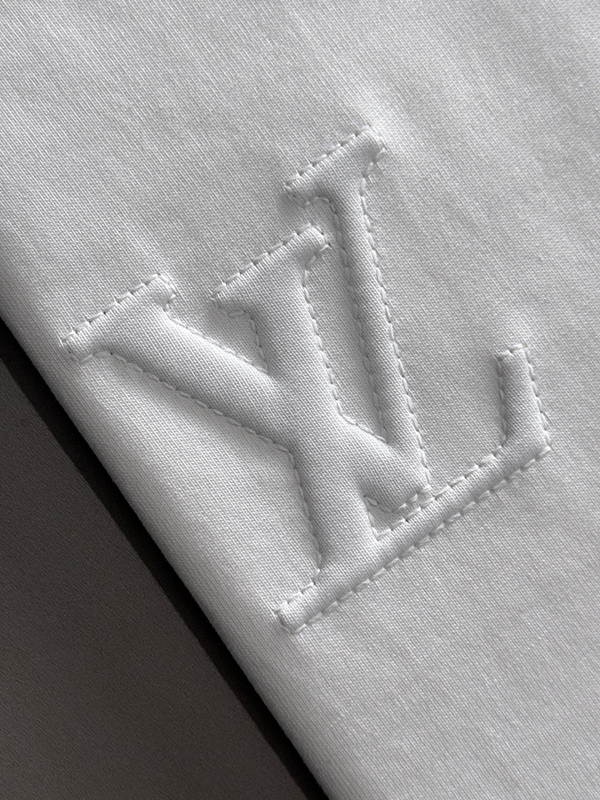 ブランドTシャツ細部ディテール